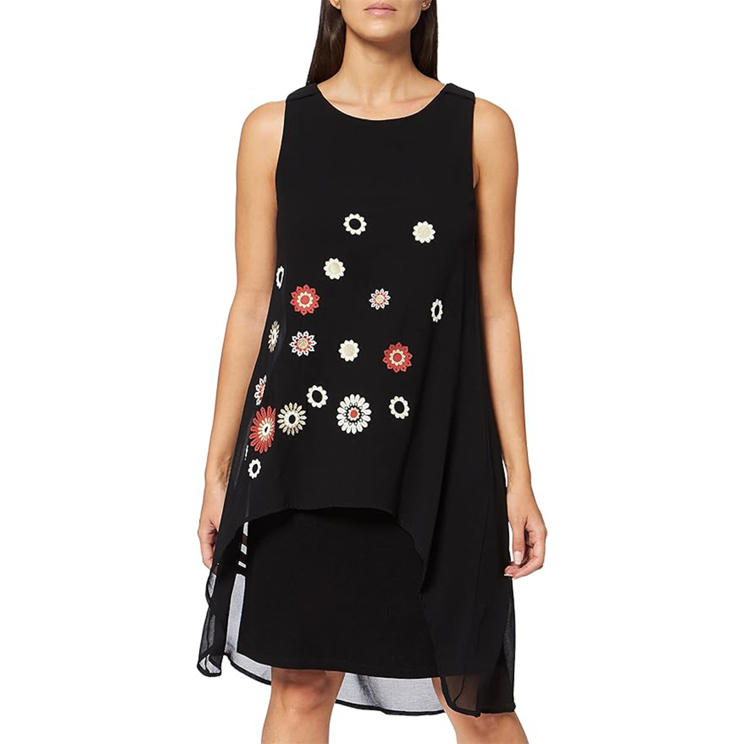 فستان شيفون Desigual Floaty Shift Dress Black Barrie خفيف الوزن وأنيق للنساء بتفاصيل فنية، قماش مبطن مريح، وقصة فضفاضة للمناسبات الكاجوال والمسائية.